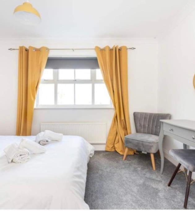 Beautiful Large Property, Sleeps 9 Walking Distance To The Sea , Beaches And Restaurants Fantastic Interior Lyme Regis Dış mekan fotoğraf